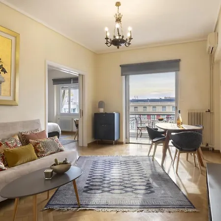 Valaoritou 6os - An Aristocratic 1 Bedroom In The Hear Apartment Athens
