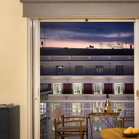 Valaoritou 6os - An Aristocratic 1 Bedroom In The Hear Athens