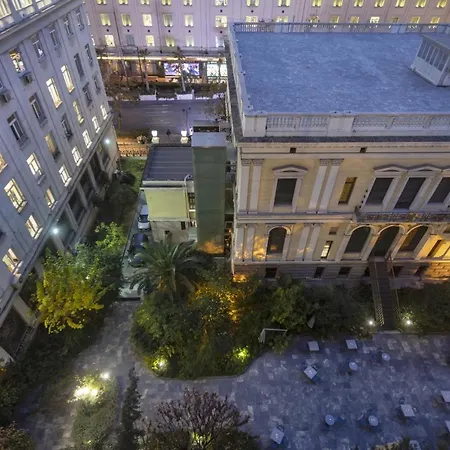 Valaoritou 6os - An Aristocratic 1 Bedroom In The Hear *
